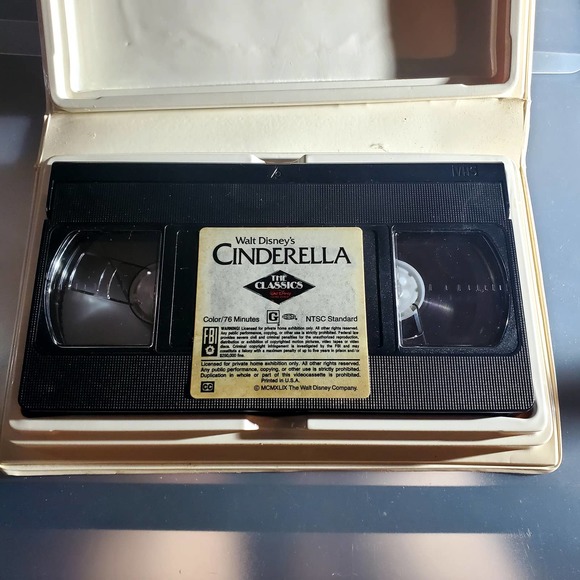 Cinderella Disney's Black Diamond VHS - Picture 5 of 6